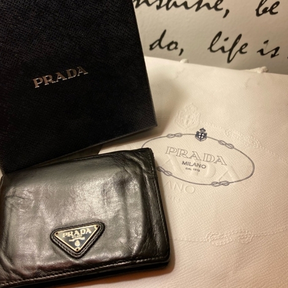 Prada Wallet with coin purse - Picture 11 of 14